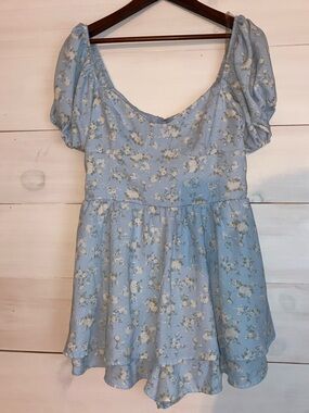 Altar'd State Sweetheart Neckline Blue Floral Mini Romper - Large